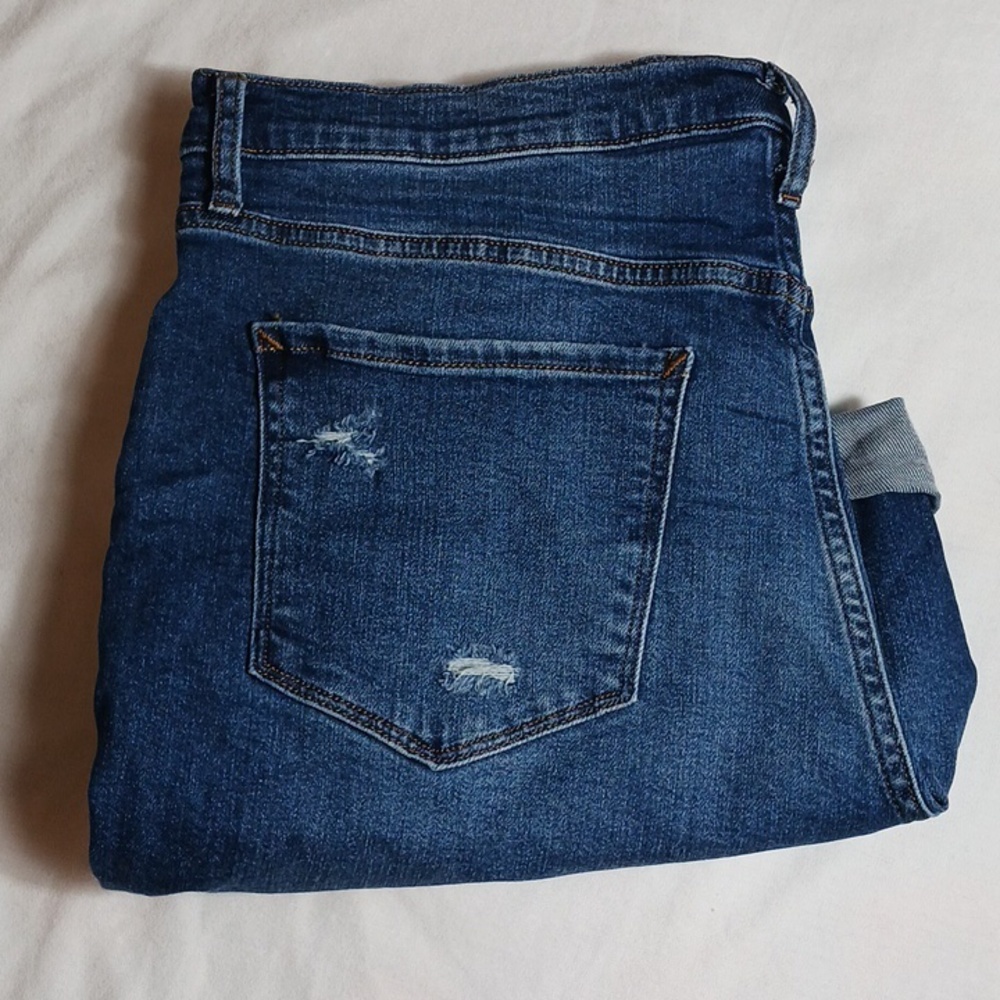 a.n.a High Rise Midi Jean Shorts Cuffed Distressed Chic Summer Size 16 - Picture 8 of 8